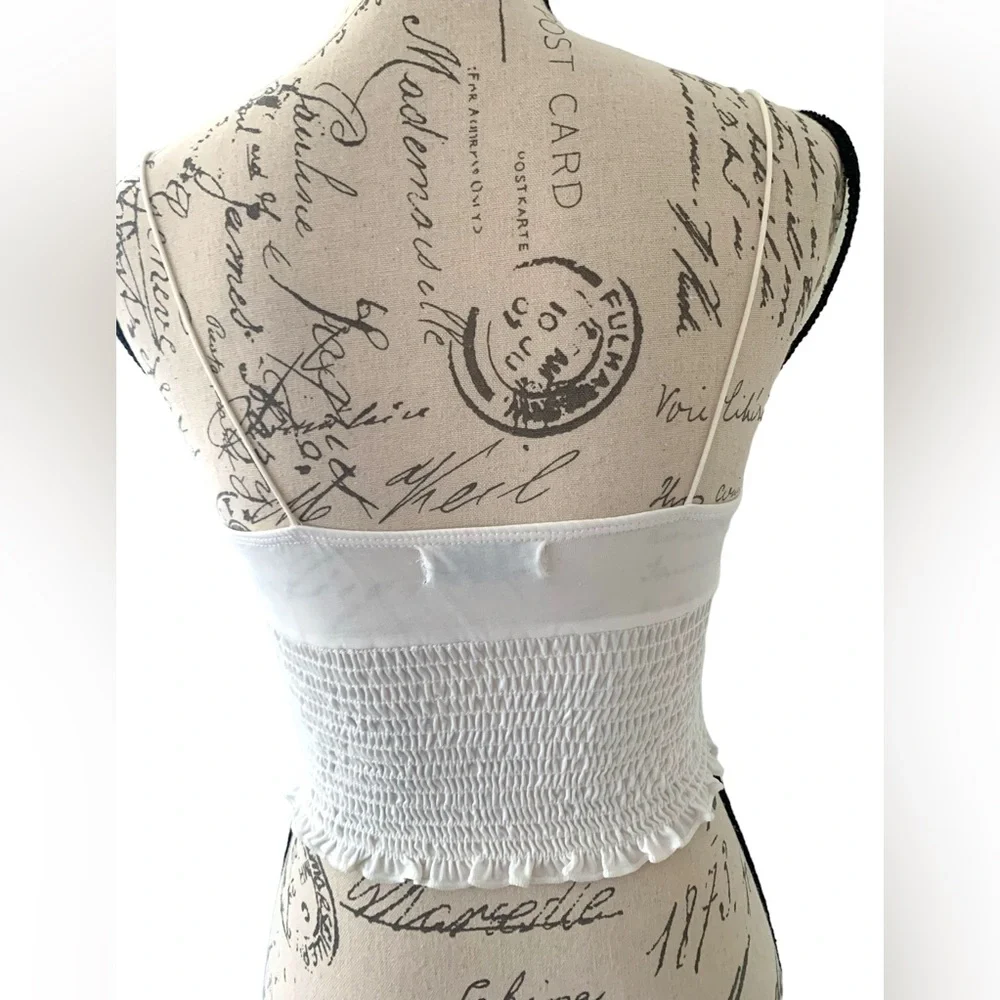 Urban Outfitters Emma Cipro Smocked Cami Top Ivory Size S - Picture 3 of 5